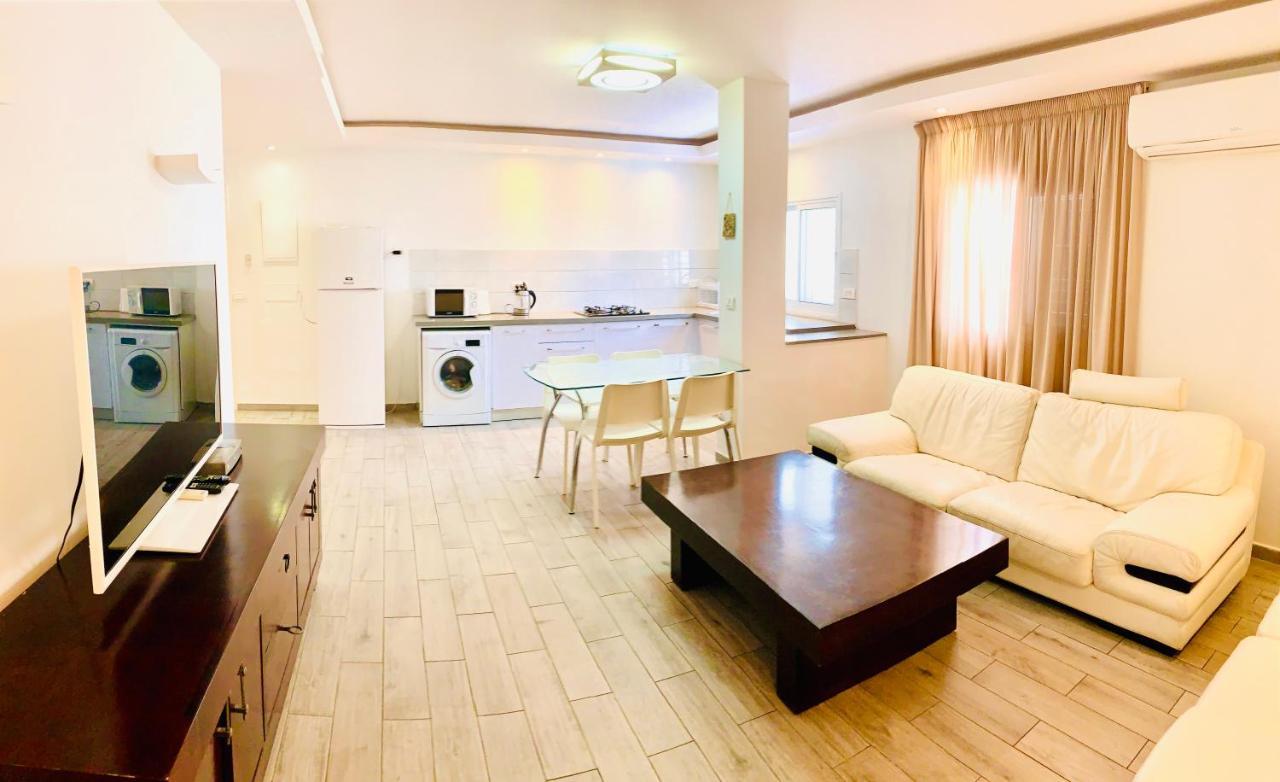 Royal Lea Apartmens Netánja Kültér fotó