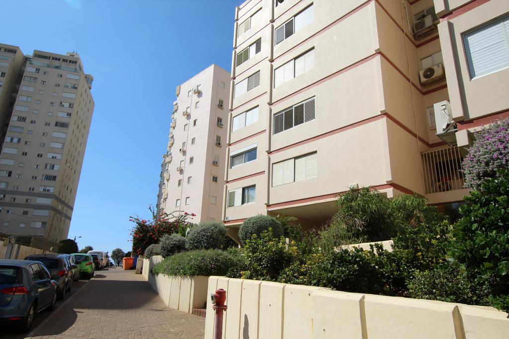 Royal Lea Apartmens Netánja Kültér fotó