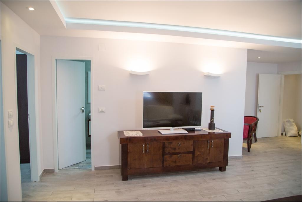 Royal Lea Apartmens Netánja Kültér fotó