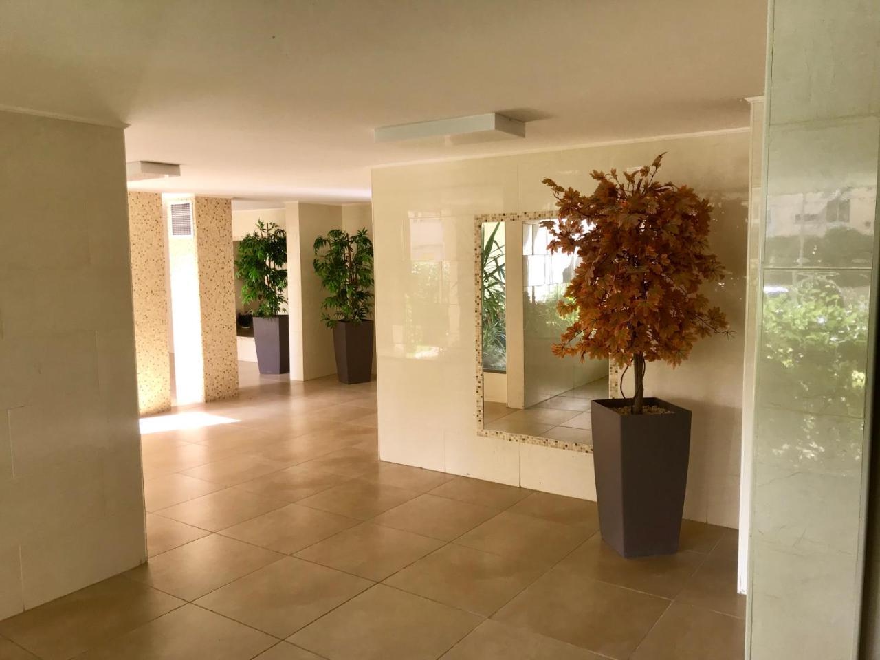 Royal Lea Apartmens Netánja Kültér fotó
